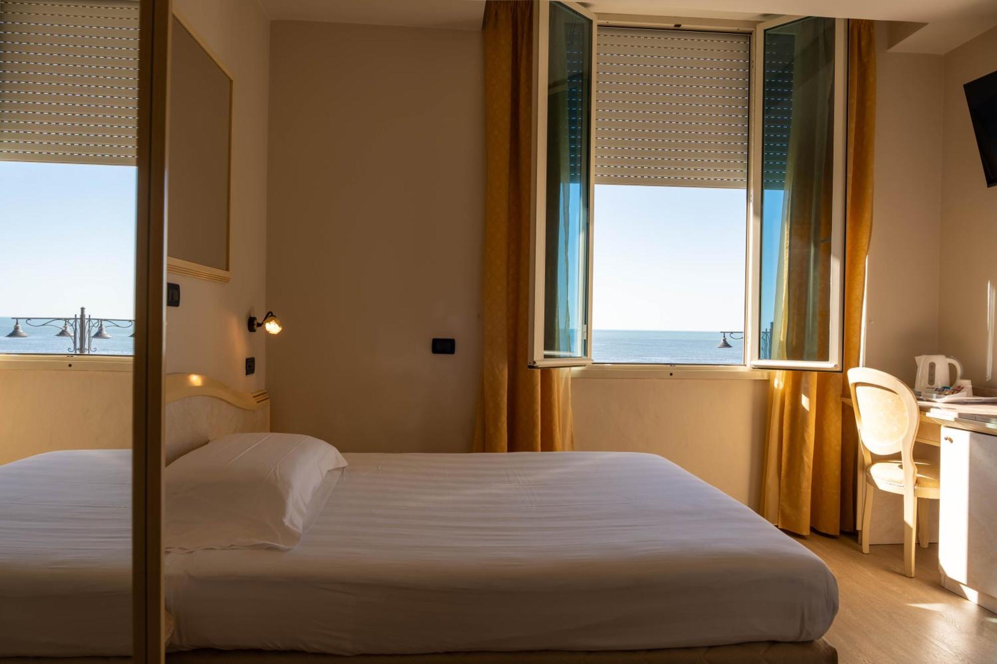 Hotel London 3*