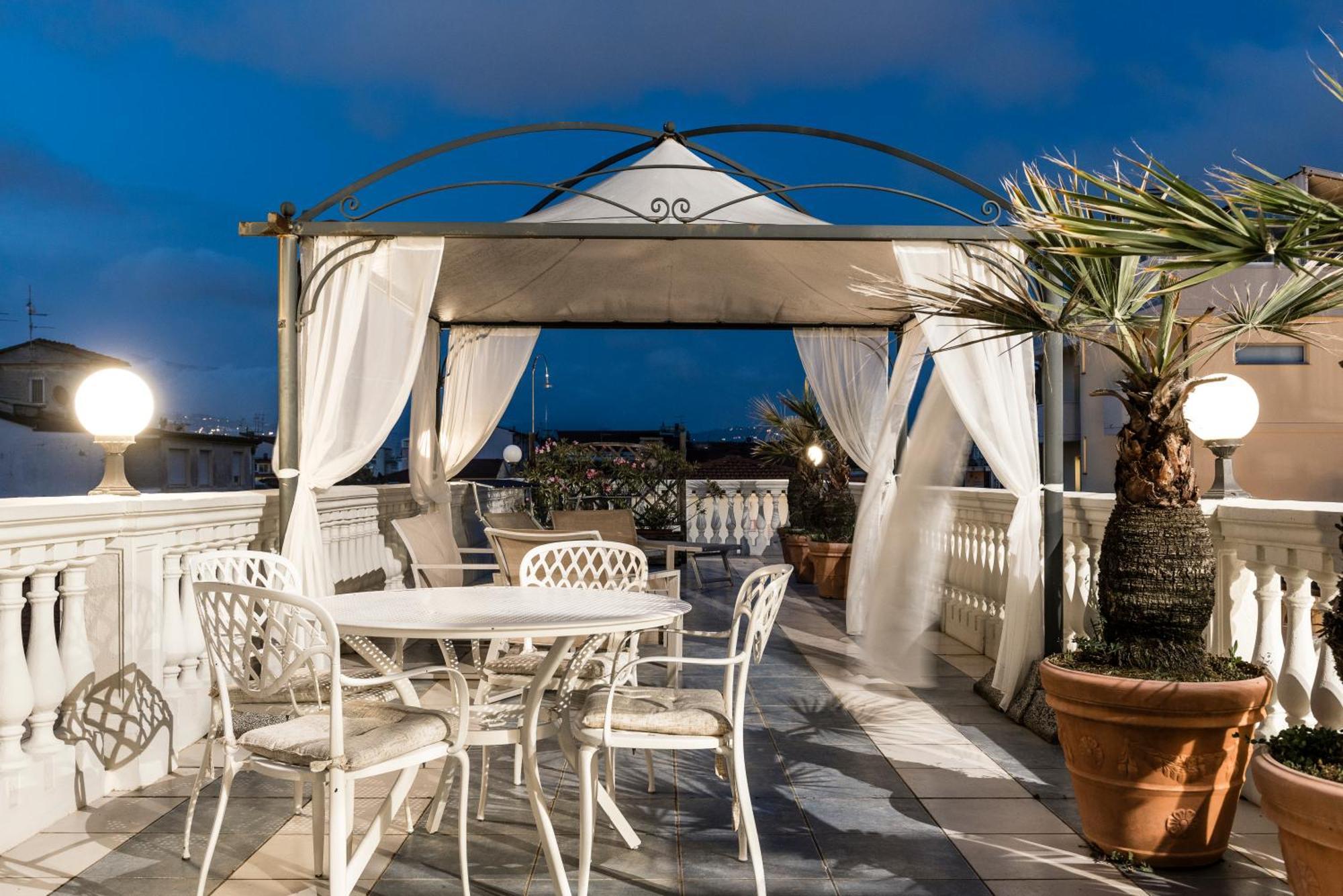 Hotel London Viareggio