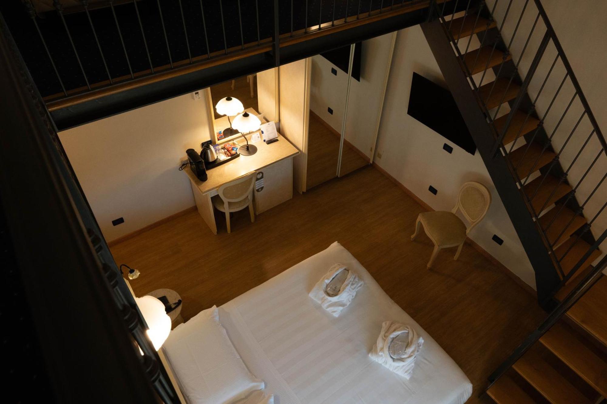 Hotel London 3*