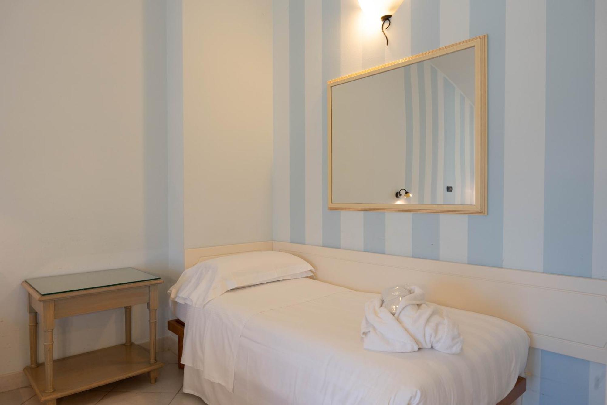 London Hotel Viareggio